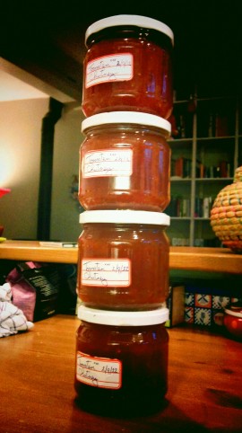 Vier homemade potjes tomatenchutney @ 02-09-2012 20:35u